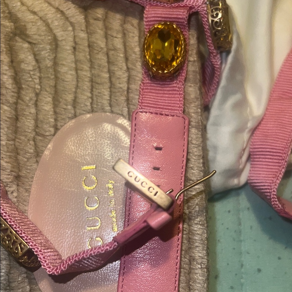 Gucci Grosgrain Pink cloth ESPADRILLE Sandals w/ Pink Crystal - Picture 3 of 5